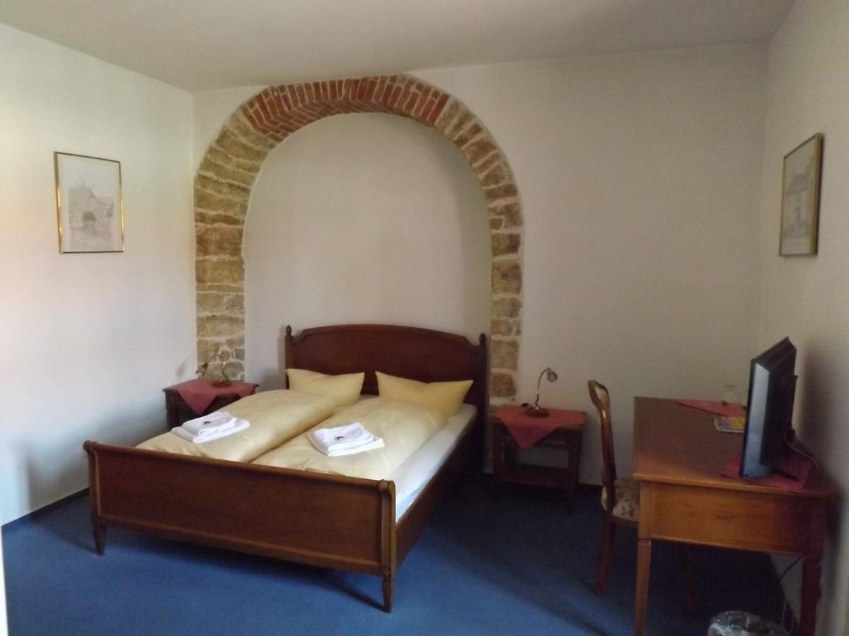 Hotel "Zur Sonne" Querfurt Eksteriør bilde